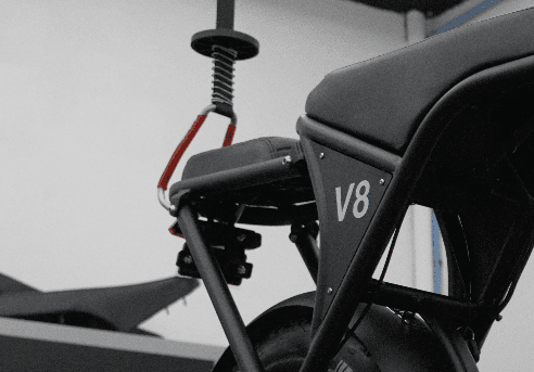 Fatbike onderhoud Arnhem - Professionele servicewagen met complete werkplaatsinrichting voor reparatie en onderhoud op locatie