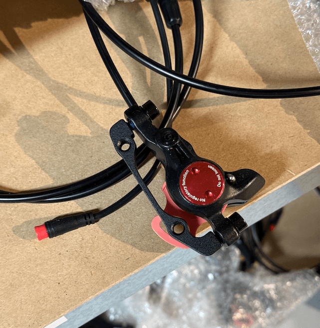 Remklauw van hydraulische rem met ontluchtingsnippel